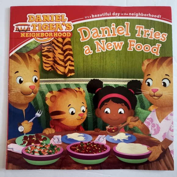 2015 Daniel Tiger 3 Piece Bundle Book & DVD!!! PBS - Picture 6 of 12